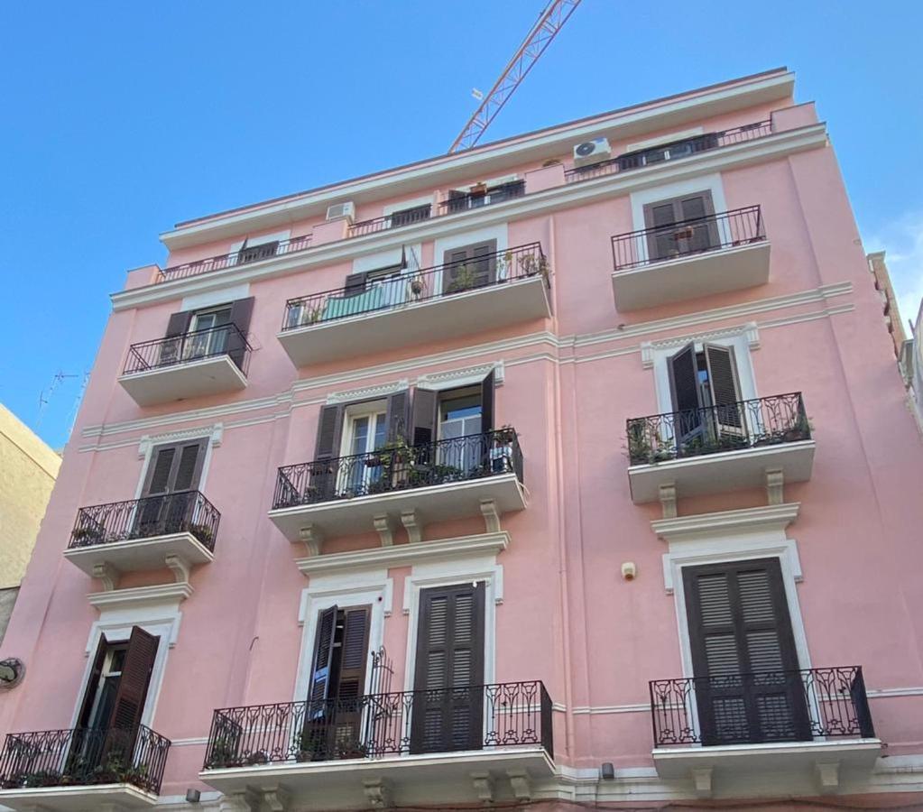 Casa Coco Apartment Бари Екстериор снимка